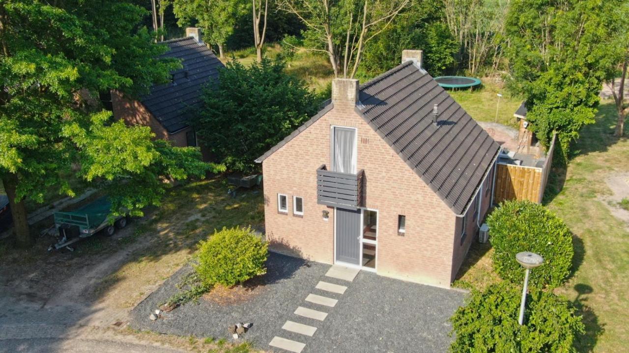 Villa Recreatiewoning Maas En Waal 191 Ewijk Esterno foto